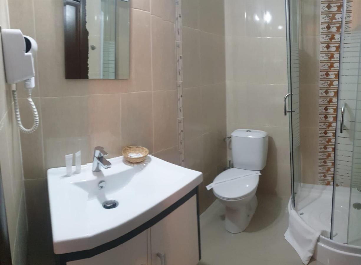 Vila Tisa Tismana Exterior foto